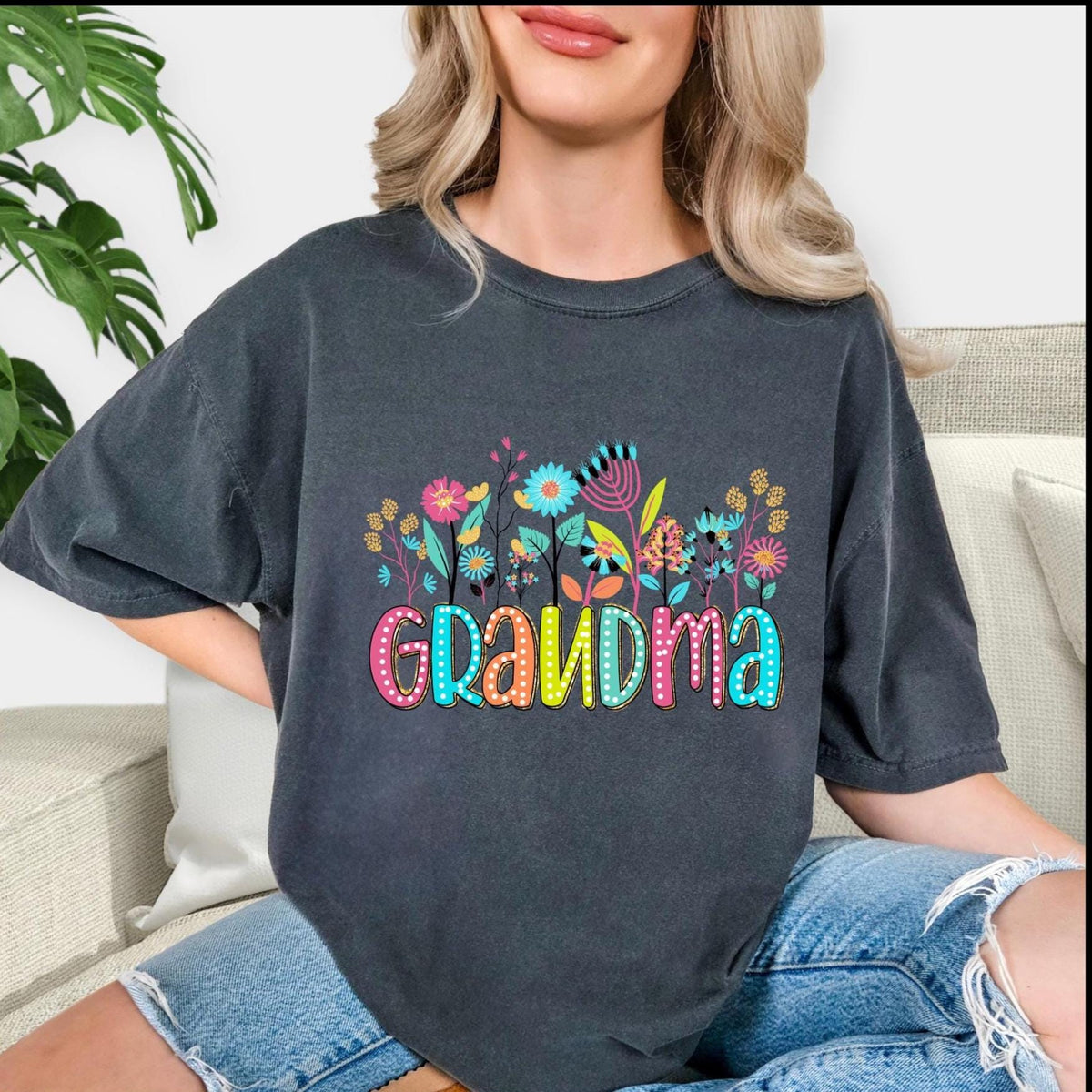 Floral Comfort Colors Grandma short sleeve shirt, Quality soft cotton t-shirt, Grandma-to-be celebration shirt