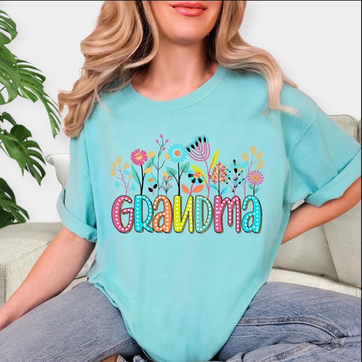 Floral Comfort Colors Grandma short sleeve shirt, Quality soft cotton t-shirt, Grandma-to-be celebration shirt