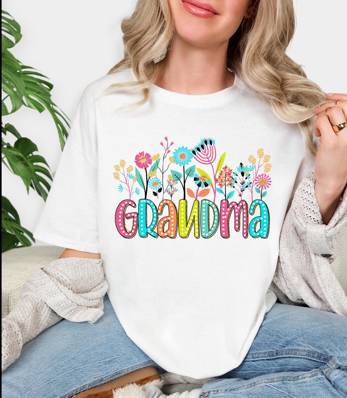 Floral Comfort Colors Grandma short sleeve shirt, Quality soft cotton t-shirt, Grandma-to-be celebration shirt