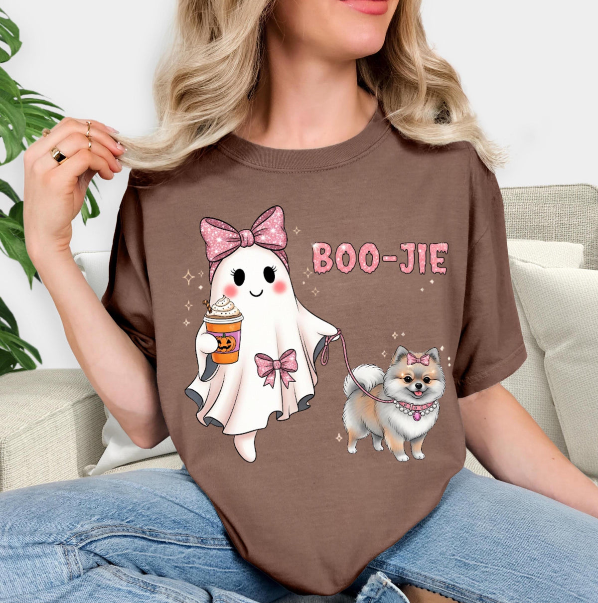Cute Halloween Dog Shirt – Ghost & Pomeranian Tee, Funny Dog Mom Halloween Gift